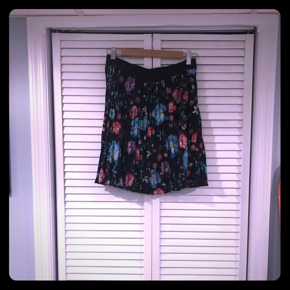 Flowered skirt